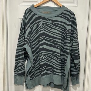 Aerie Oversized Tunic Sweatshirt, overcast green/gray, zebra print, Sz XL